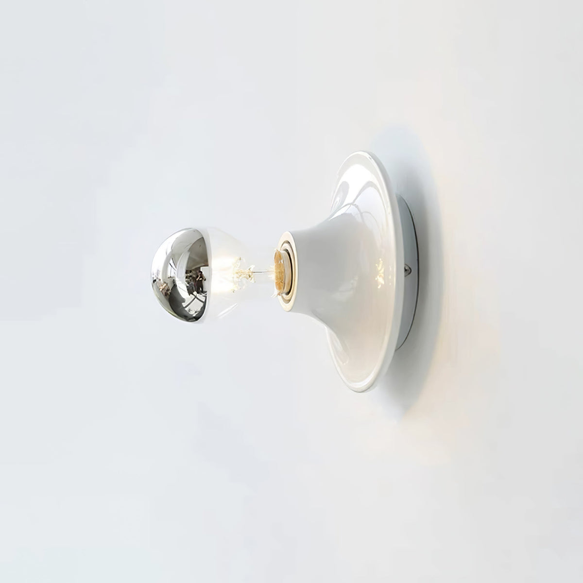 Ortheen Modern Minimalist Glass Sconce Wall lamp