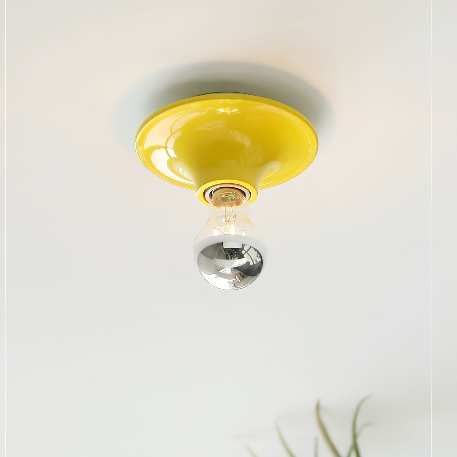 Ortheen Modern Minimalist Glass Sconce Wall lamp