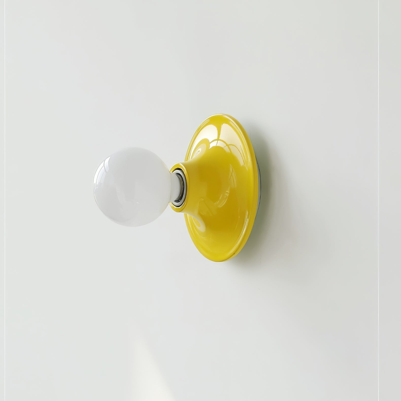Ortheen Modern Minimalist Glass Sconce Wall lamp