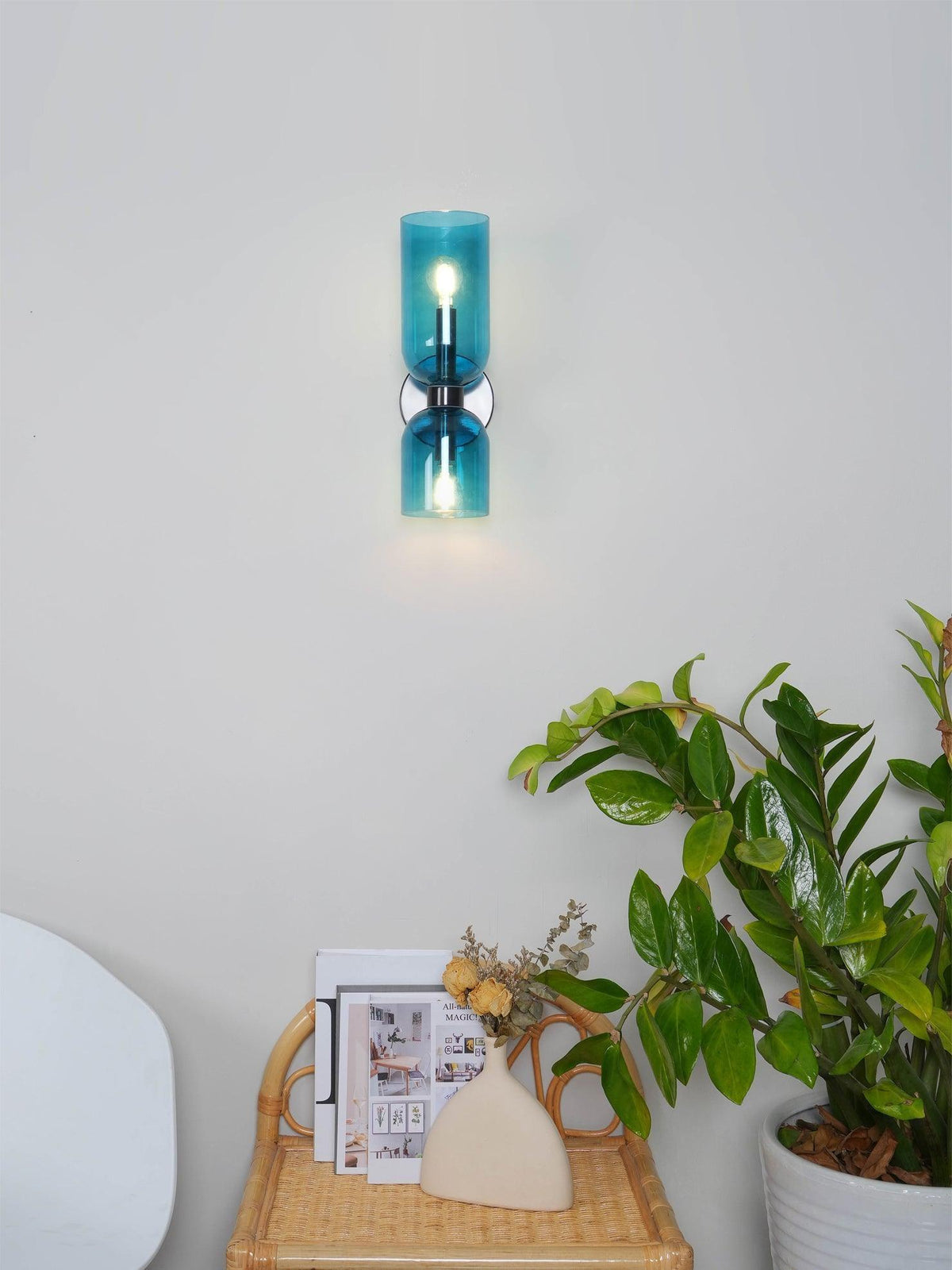 Zildes Nordic Art Plug-In Glass Wall Lamp