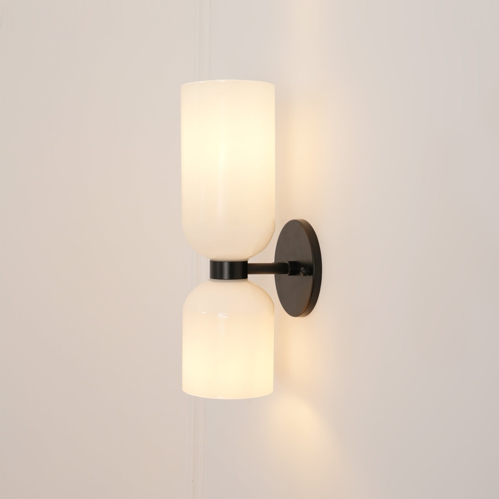 Zildes Nordic Art Plug-In Glass Wall Lamp