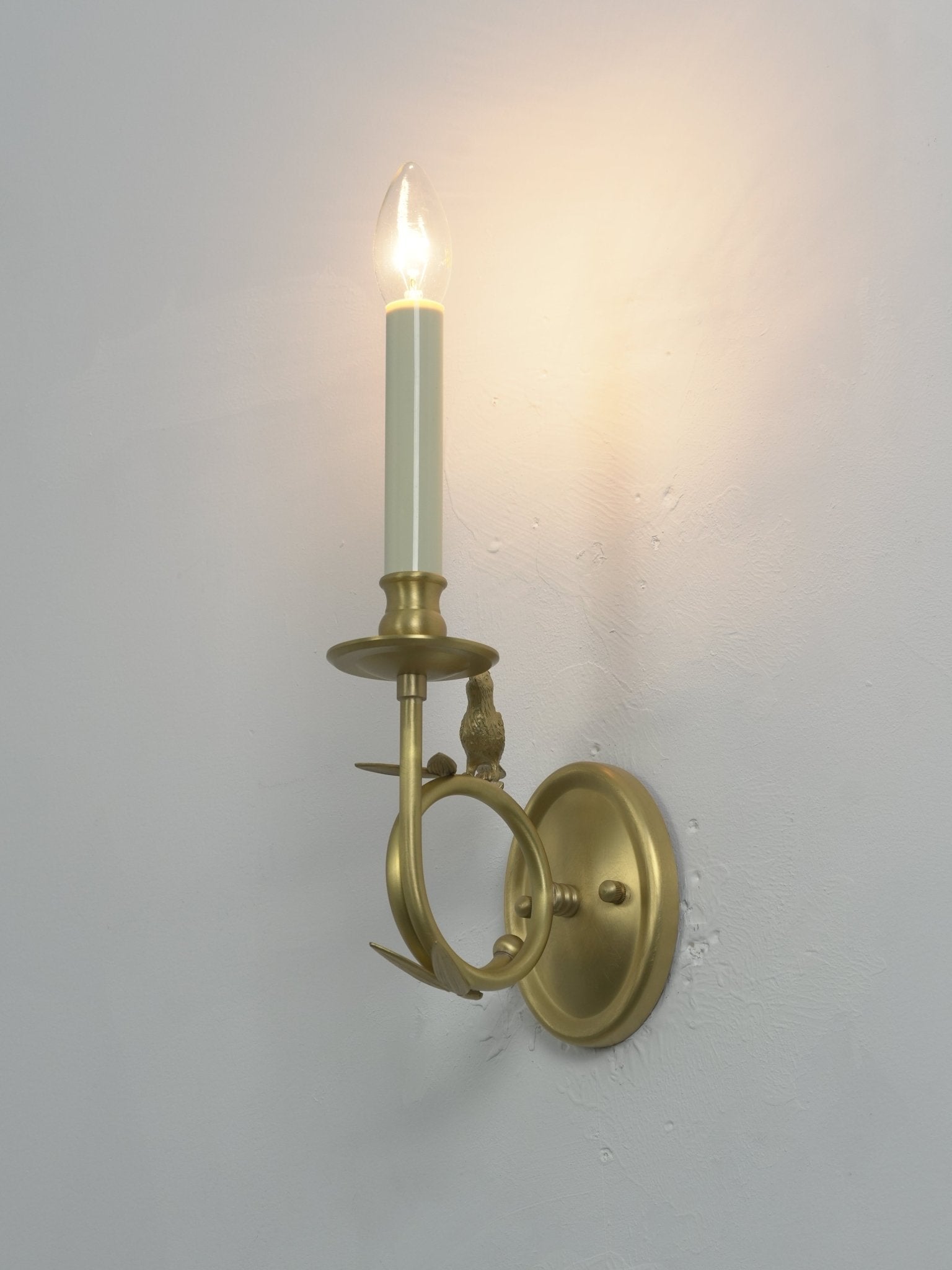 Jexdo Brass Elegant Wall Lamp