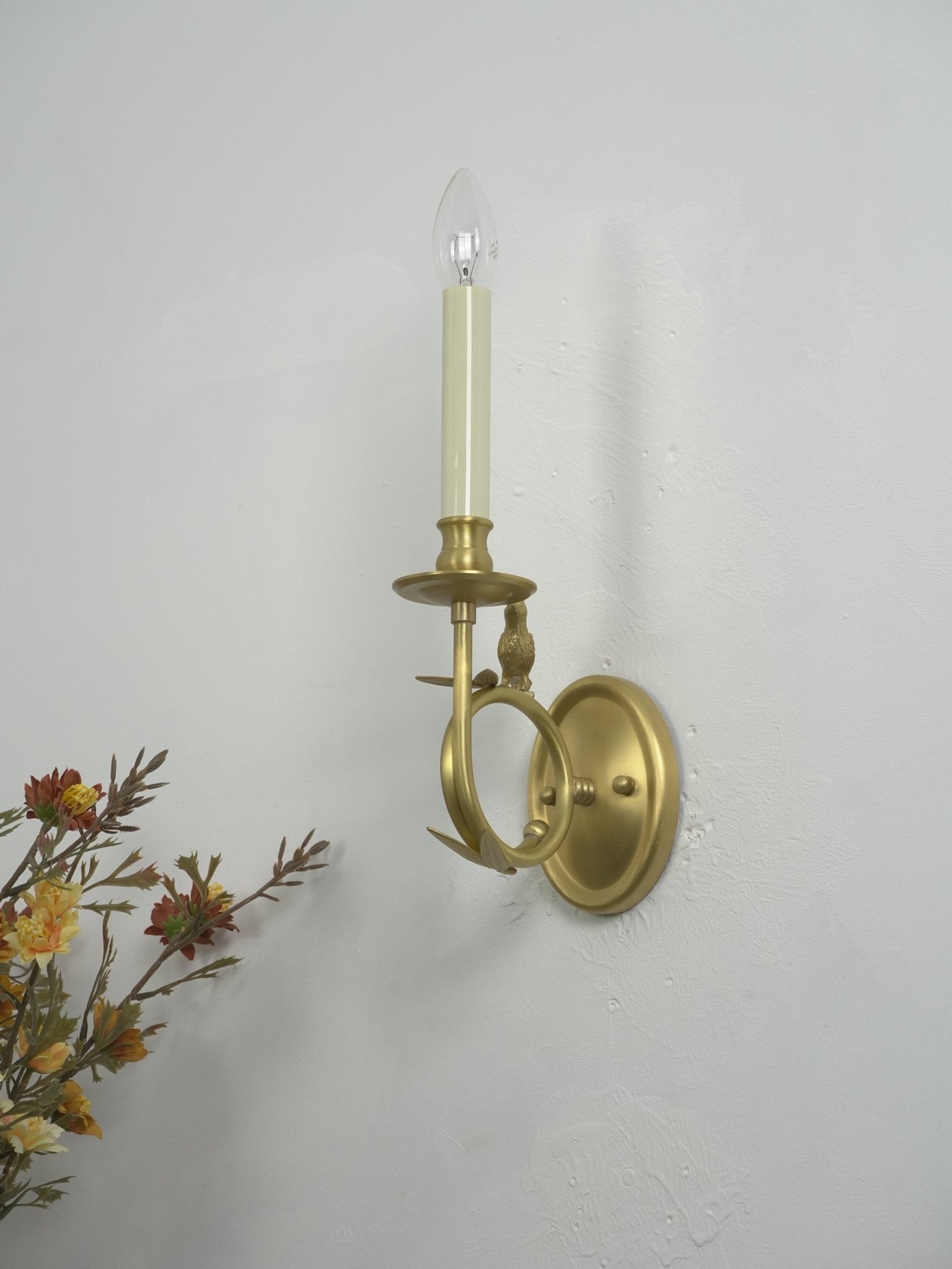 Jexdo Brass Elegant Wall Lamp