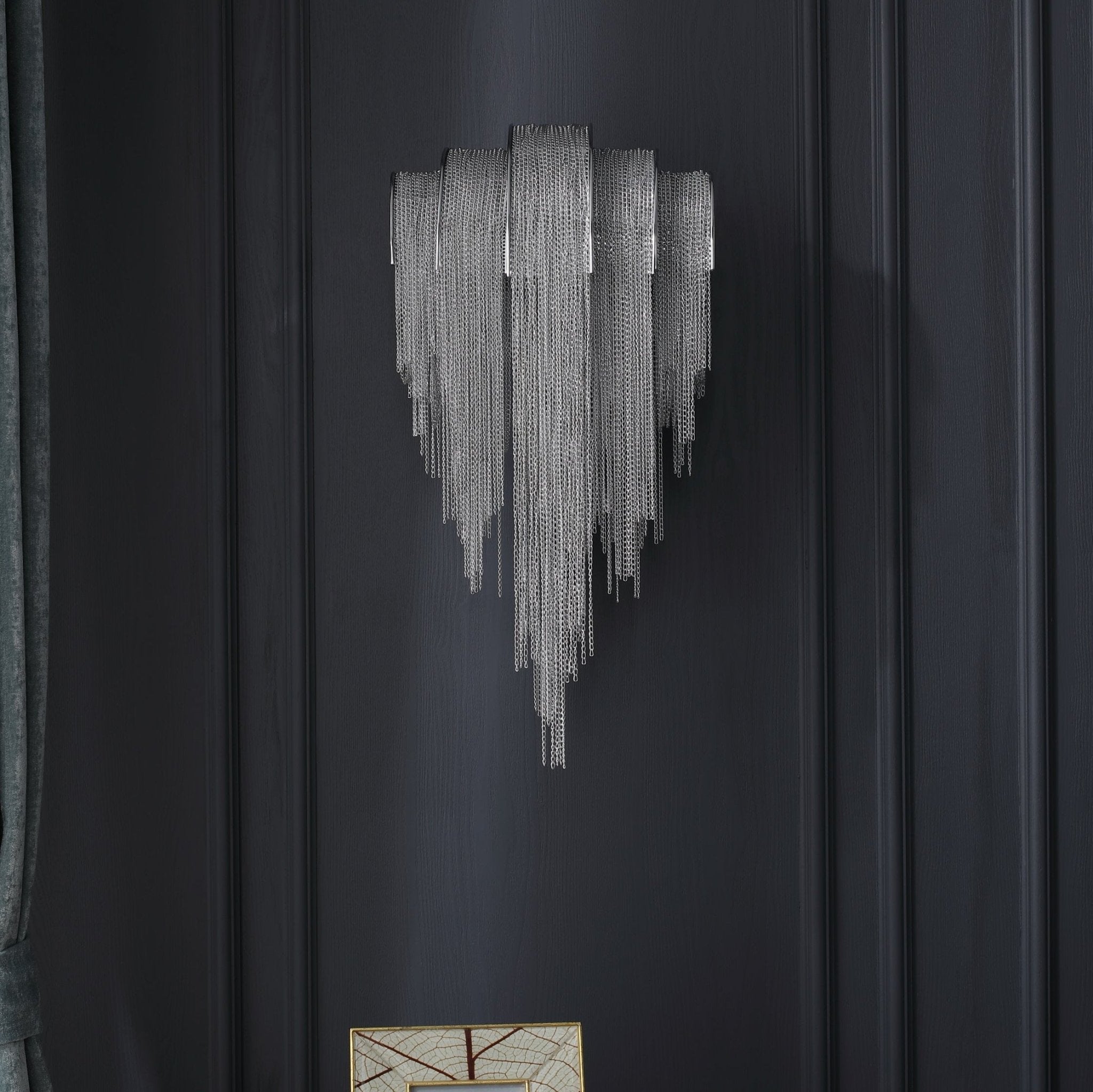 Chains Postmodern Luxury Tassel Wall Lamp