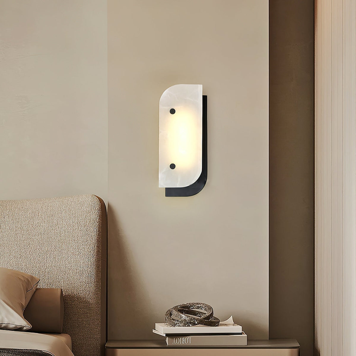 Sovelo Wall Lamp