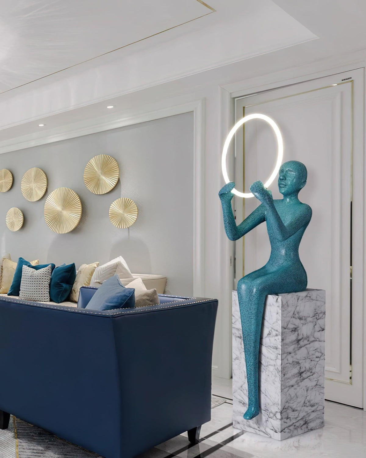 Orelaielle Sculptural Black Floor Lamp