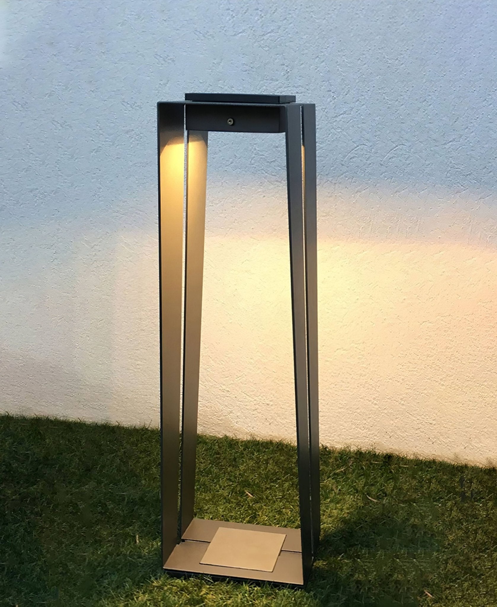 Kovara Solar Outdoor Bollard Light