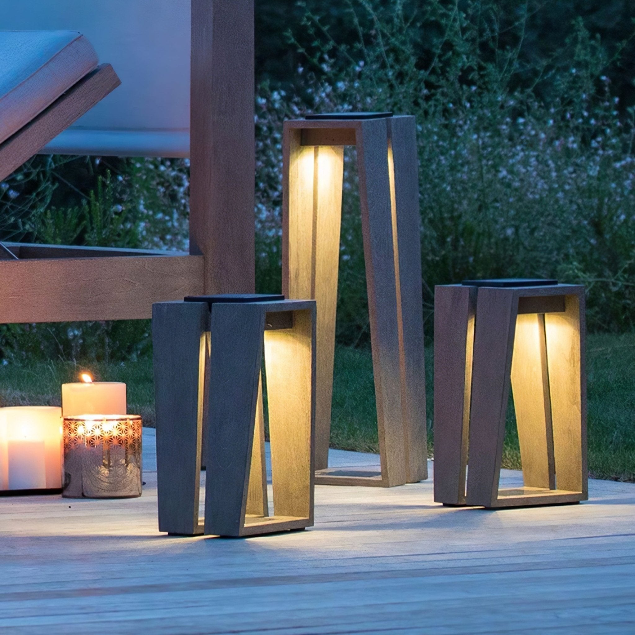 Kovara Solar Outdoor Bollard Light