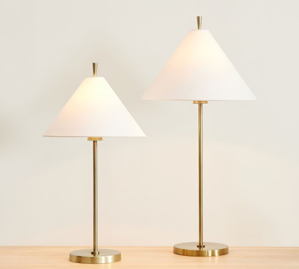 Sorivina Elegant Cone Table Lamp