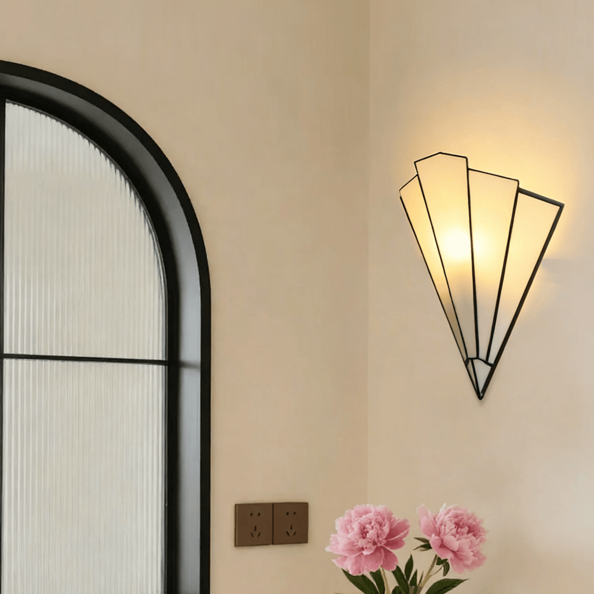 Lila Deco Sconce