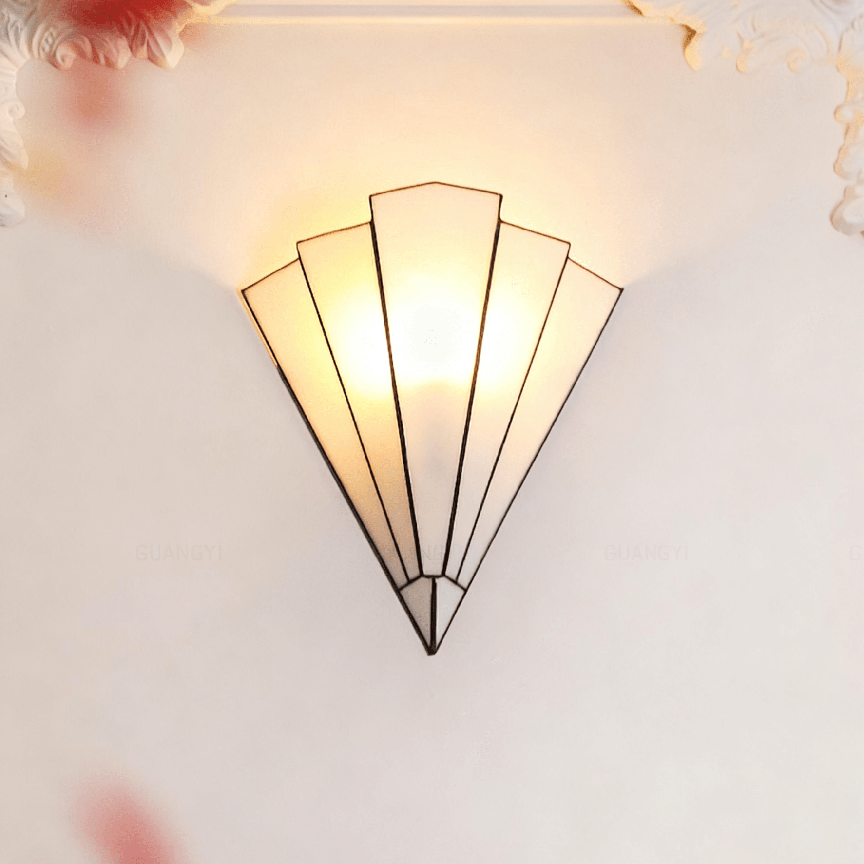 Lila Deco Sconce
