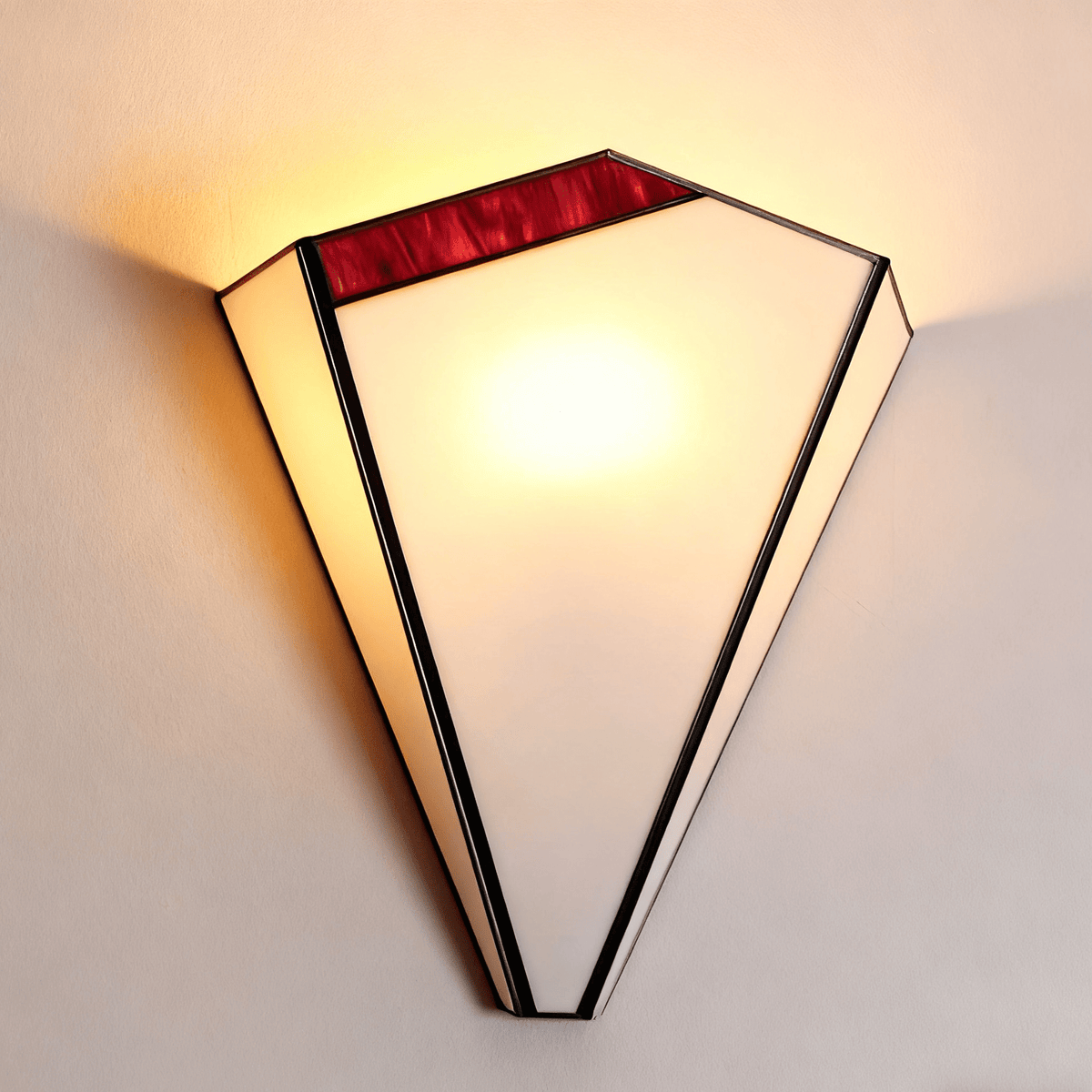 Lila Deco Sconce