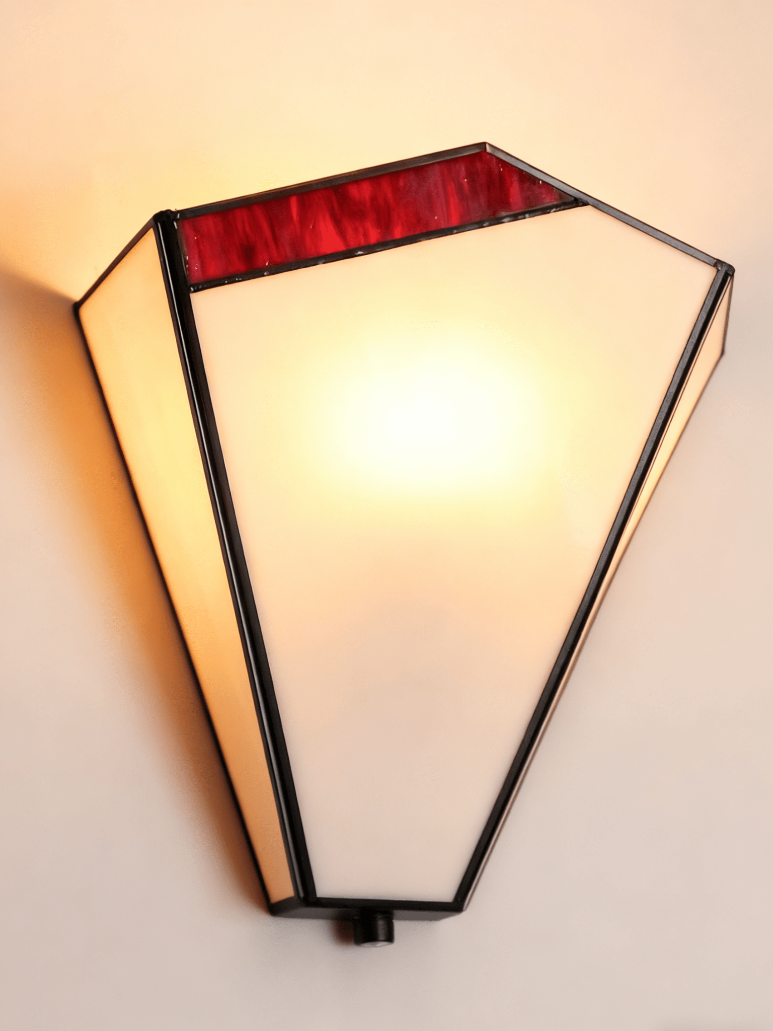 Lila Deco Sconce