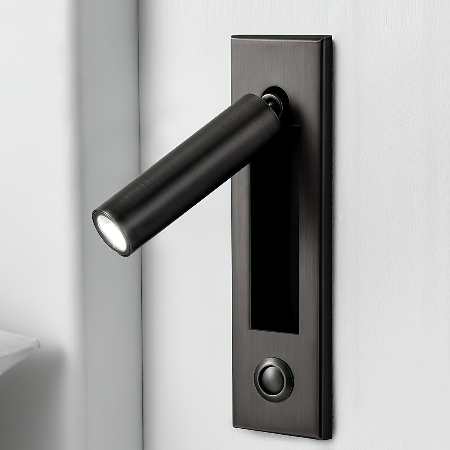 Everwick Embedded Bedside Indoor Wall Light