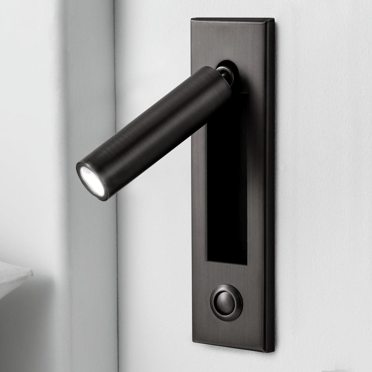 Everwick Embedded Bedside Indoor Wall Light