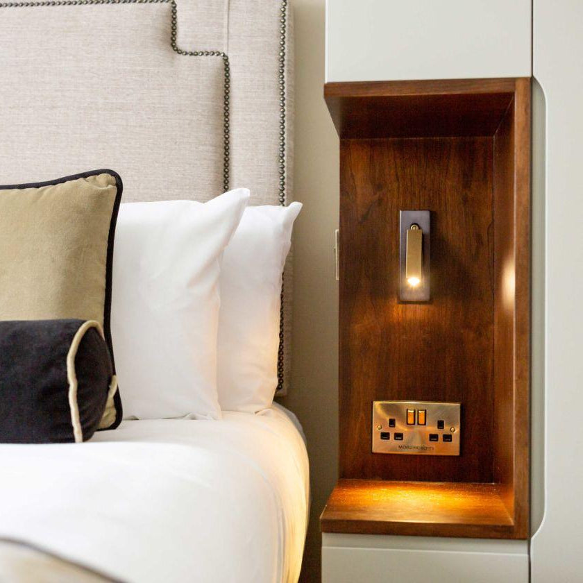 Daria Modern Wall Light - Neutral Decor
