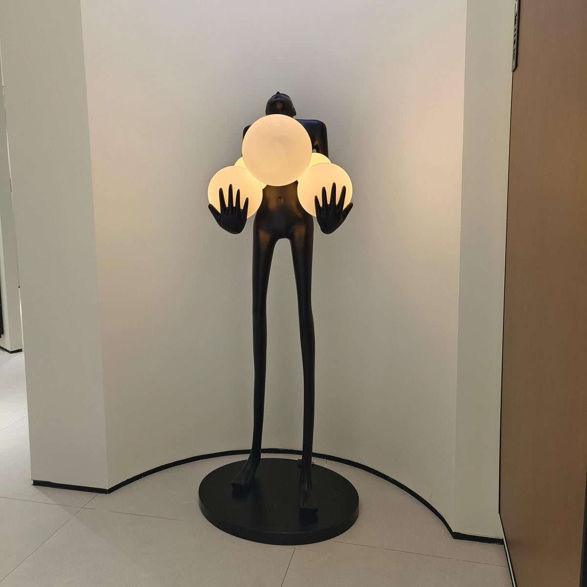 Marind Sculpture Floor Lamp