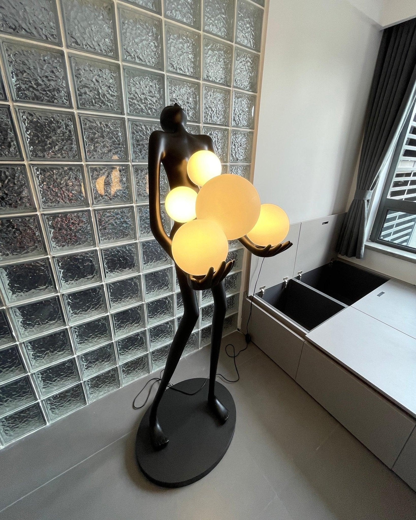 Marind Sculpture Floor Lamp