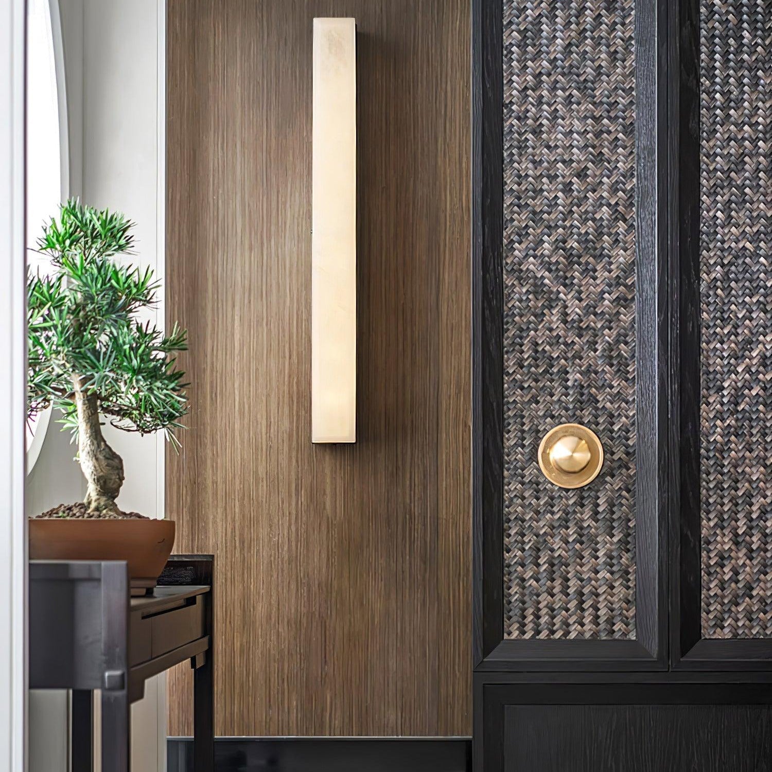 Colette Linear Brass Alabaster Wall Lamp