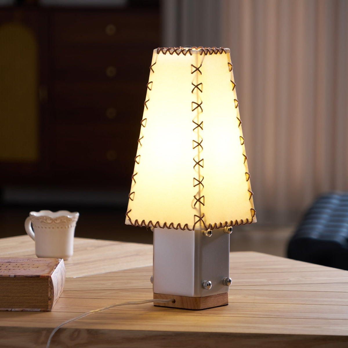 Cysl Table Lamp