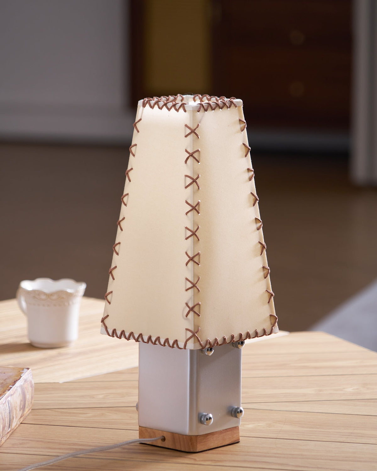 Cysl Table Lamp