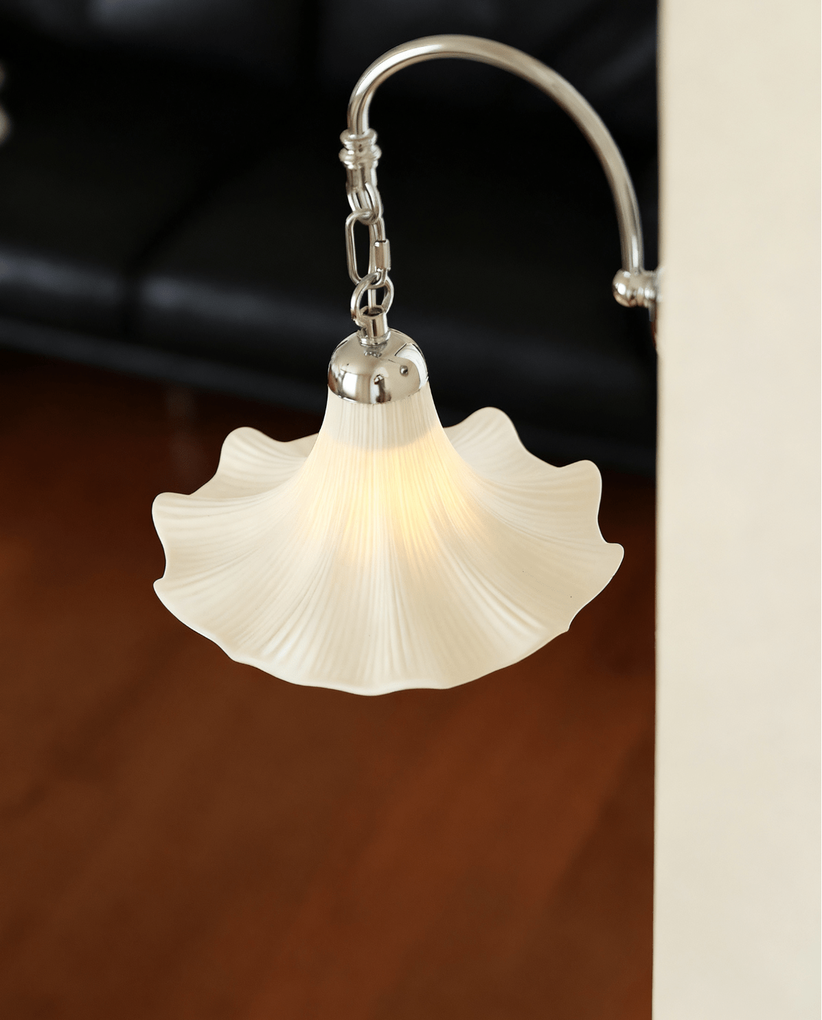 Teks Petal Wall Sconce