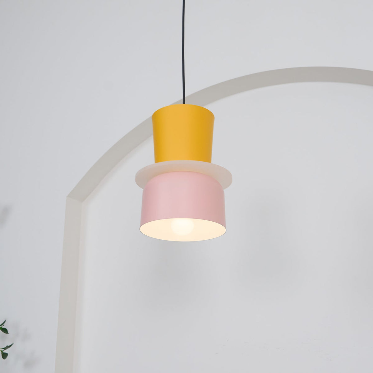 Vespece Acrylic Minimalistic Pendant Light