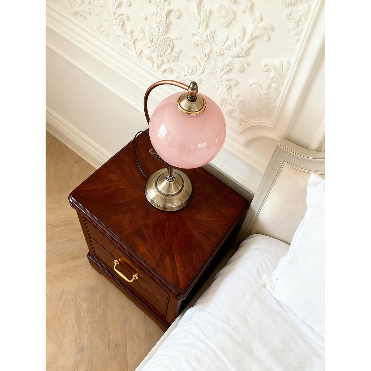 Alvora Glass Table Lamp