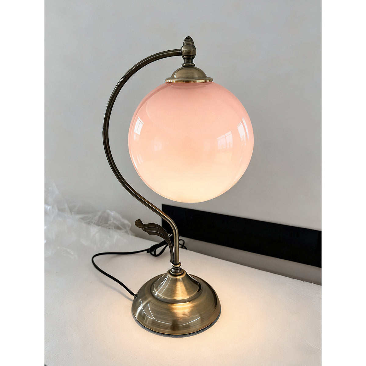 Alvora Glass Table Lamp
