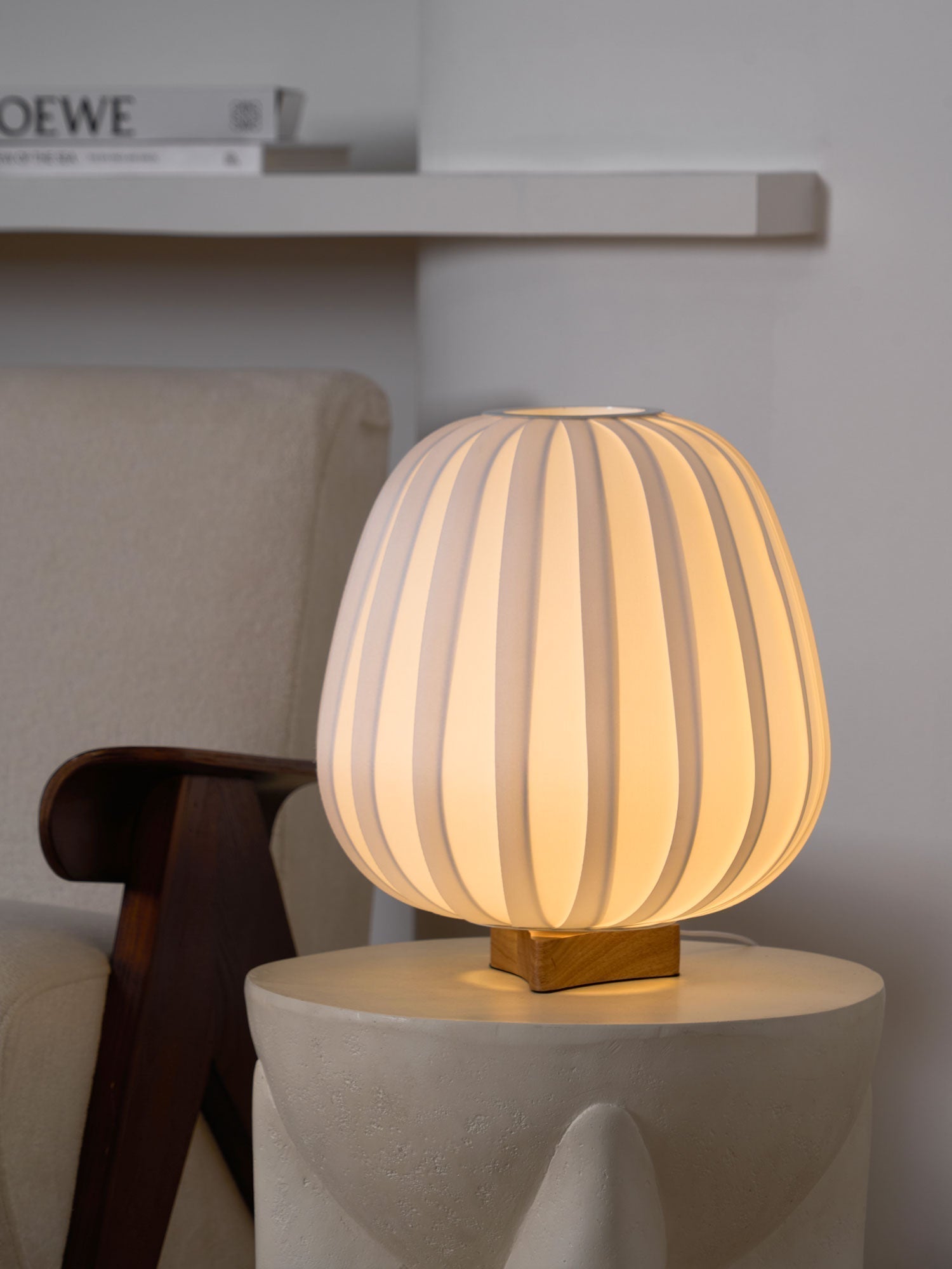Elenor Fabric Minimalist Table Lamp