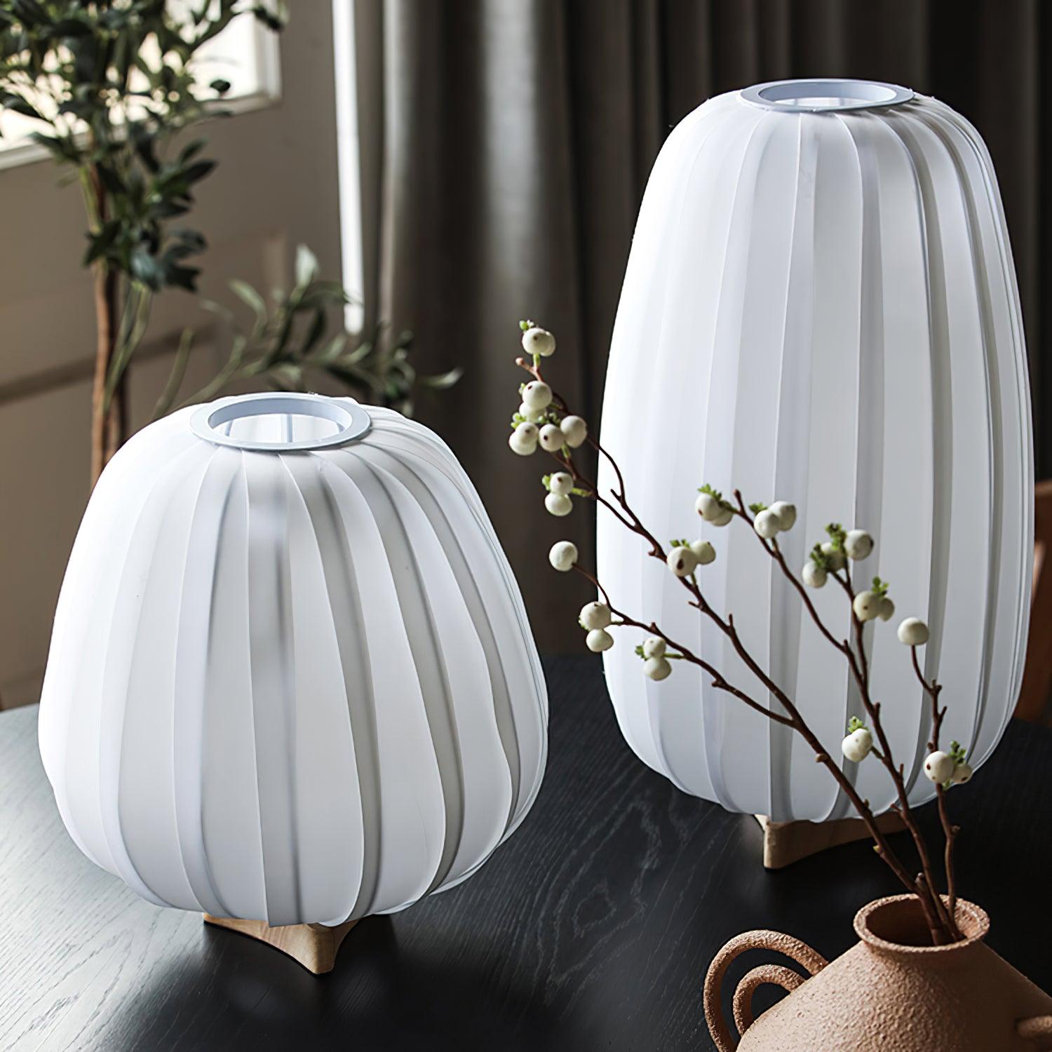 Elenor Fabric Minimalist Table Lamp