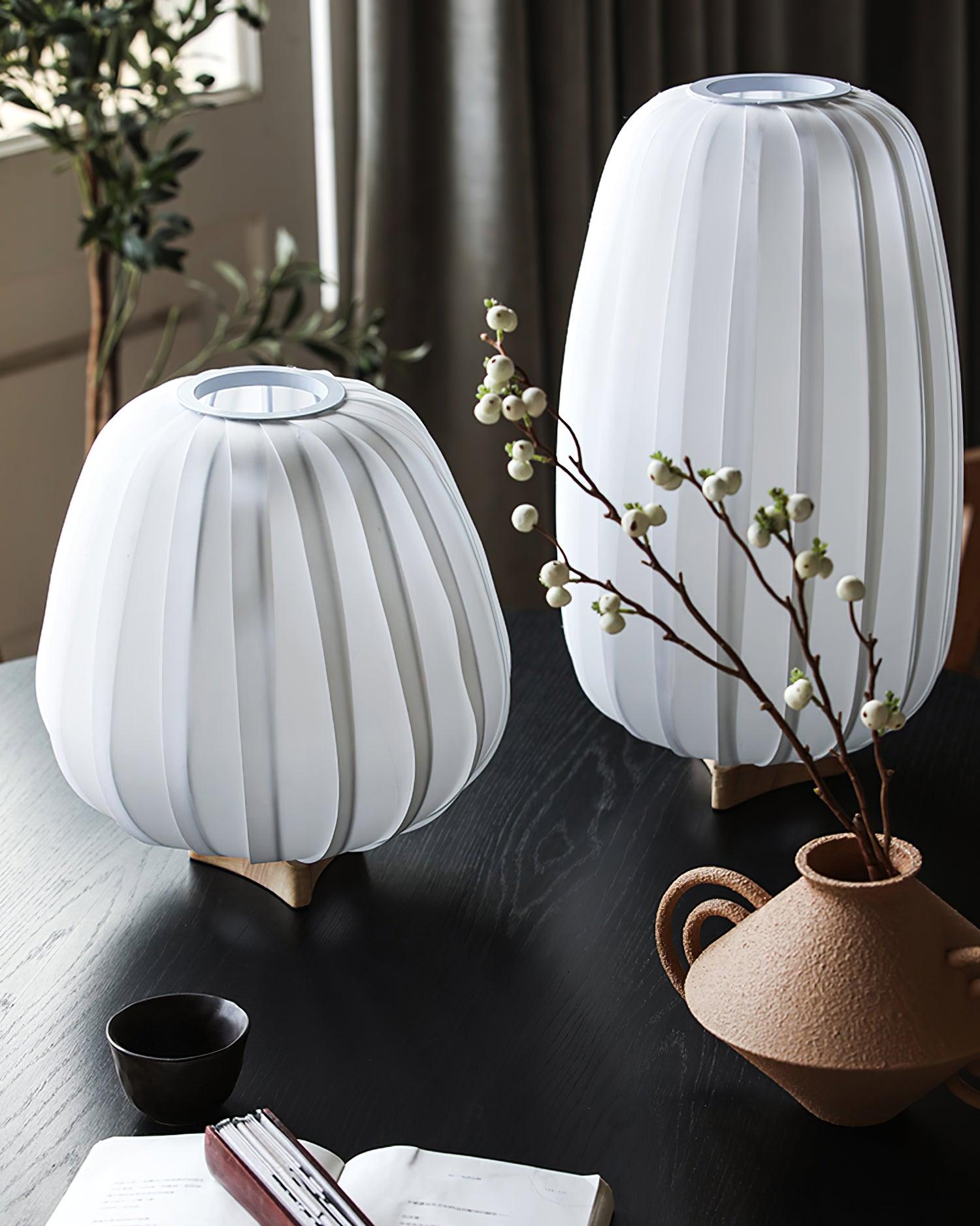 Elenor Fabric Minimalist Table Lamp