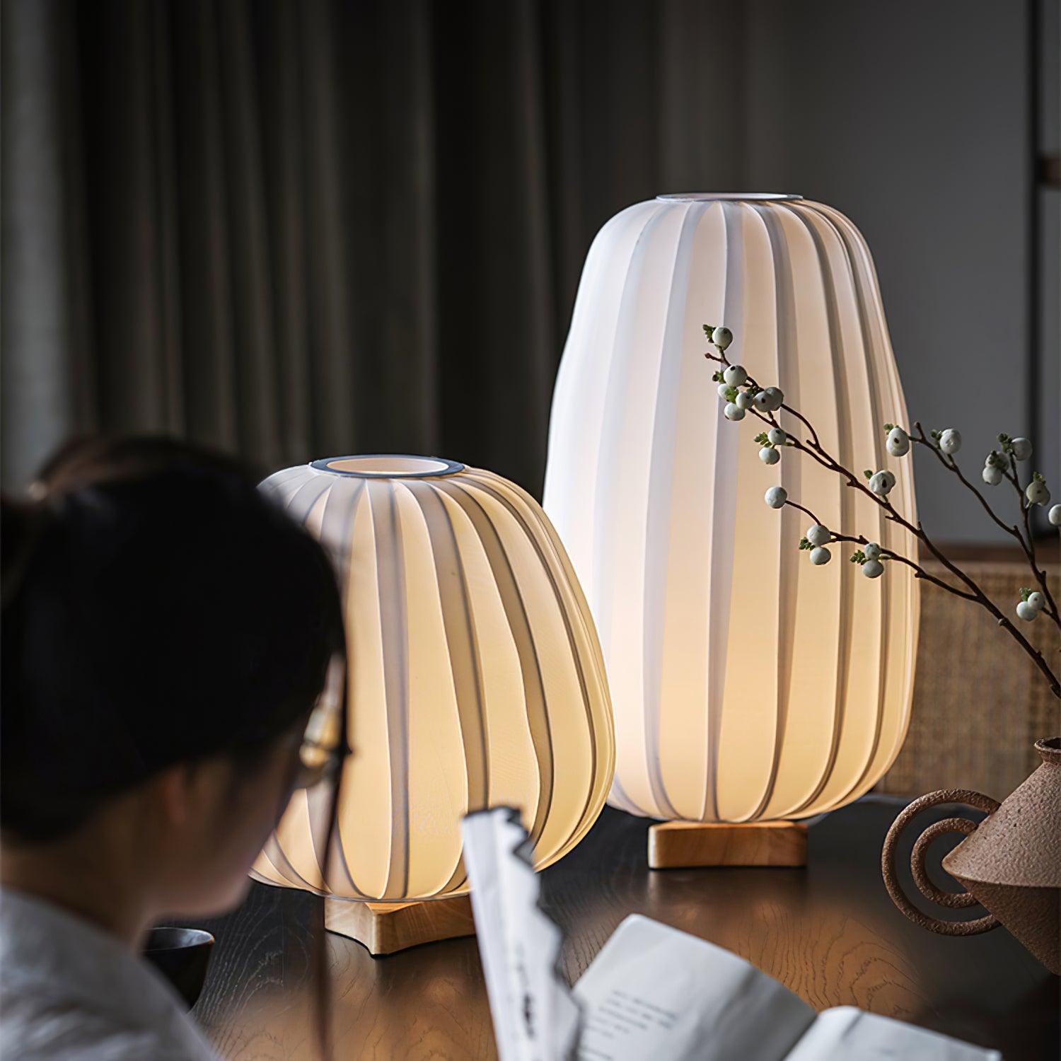 Elenor Fabric Minimalist Table Lamp