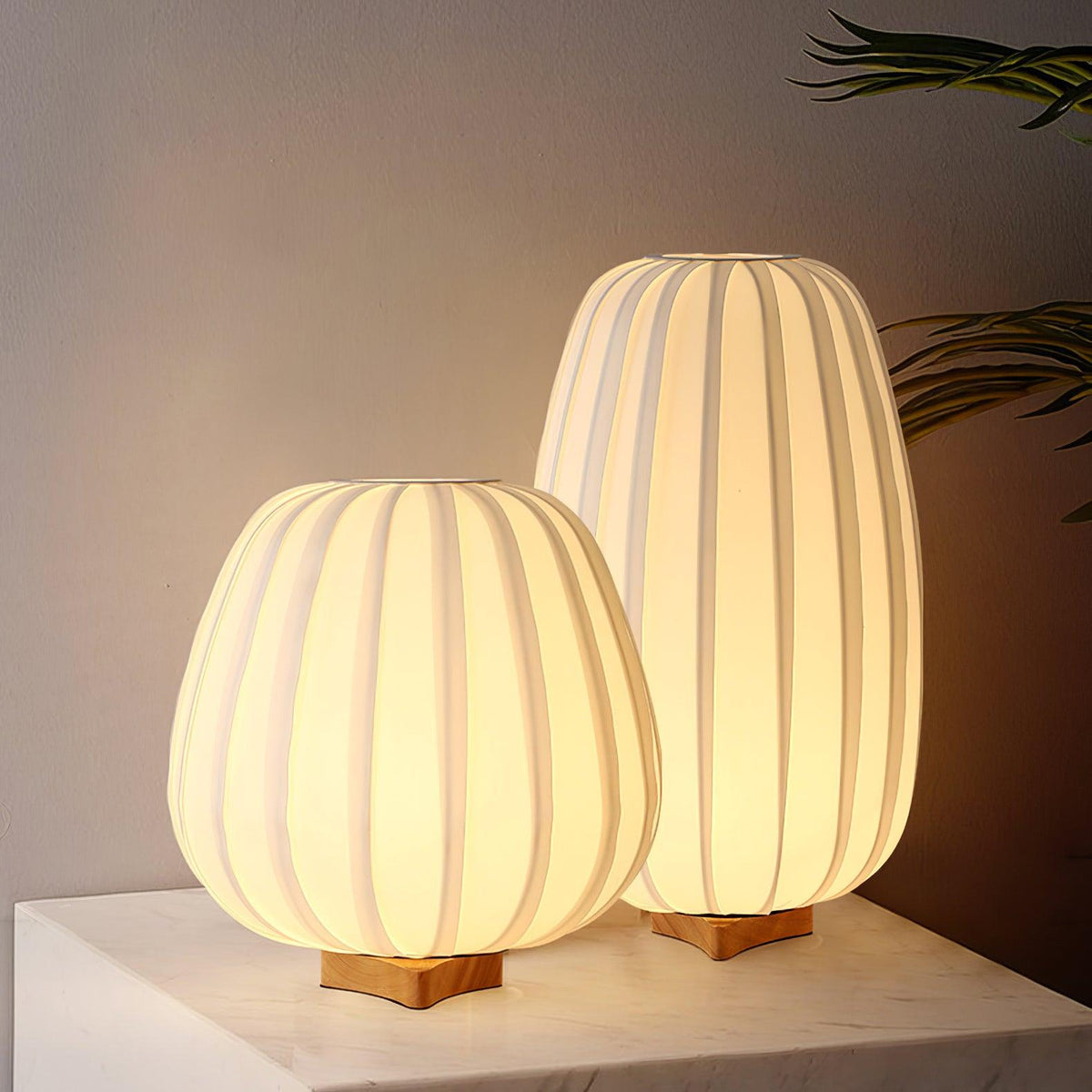 Elenor Fabric Minimalist Table Lamp
