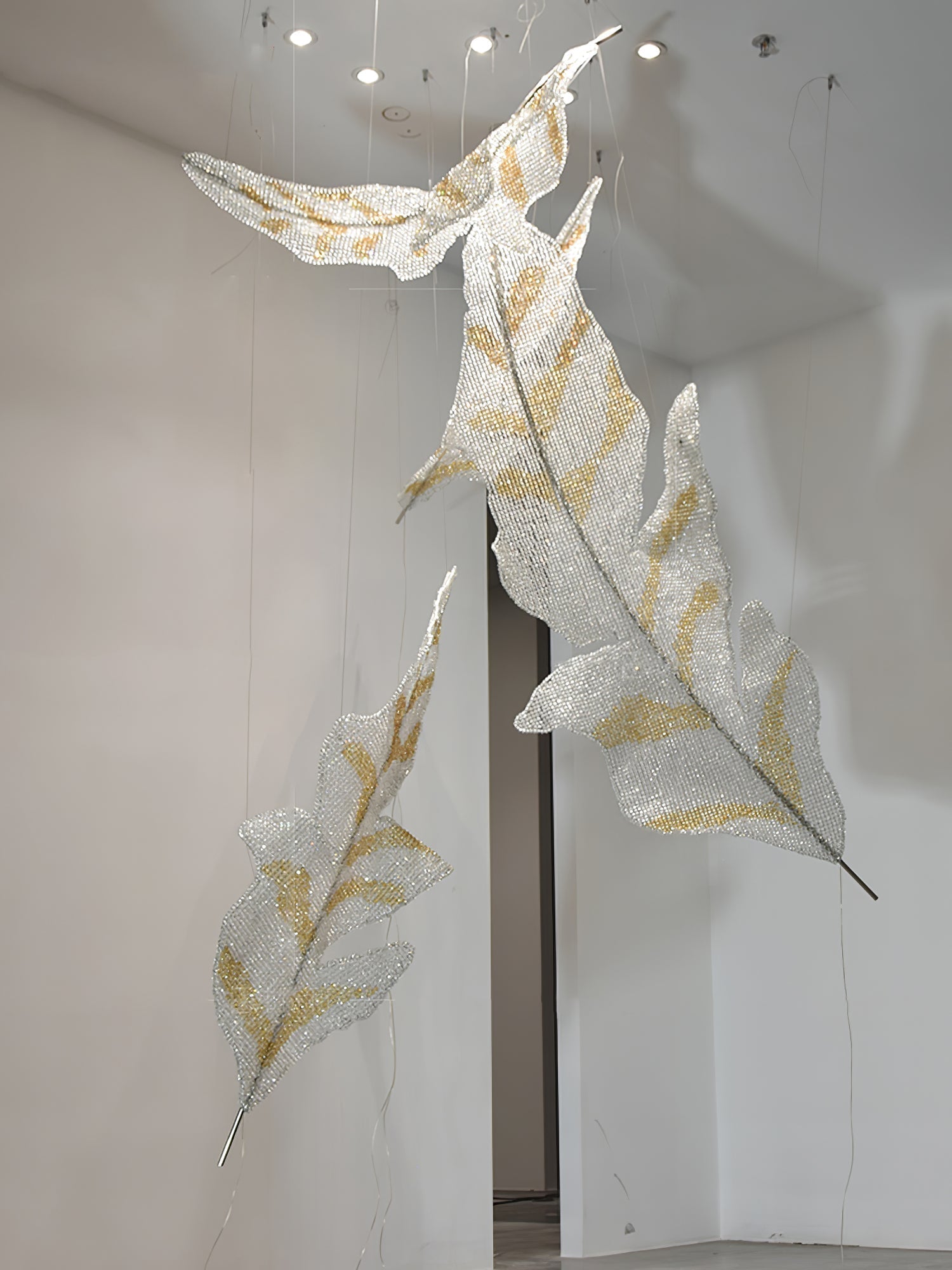 Velinine Individual Creativity Falling Leaves Glass Chandelier