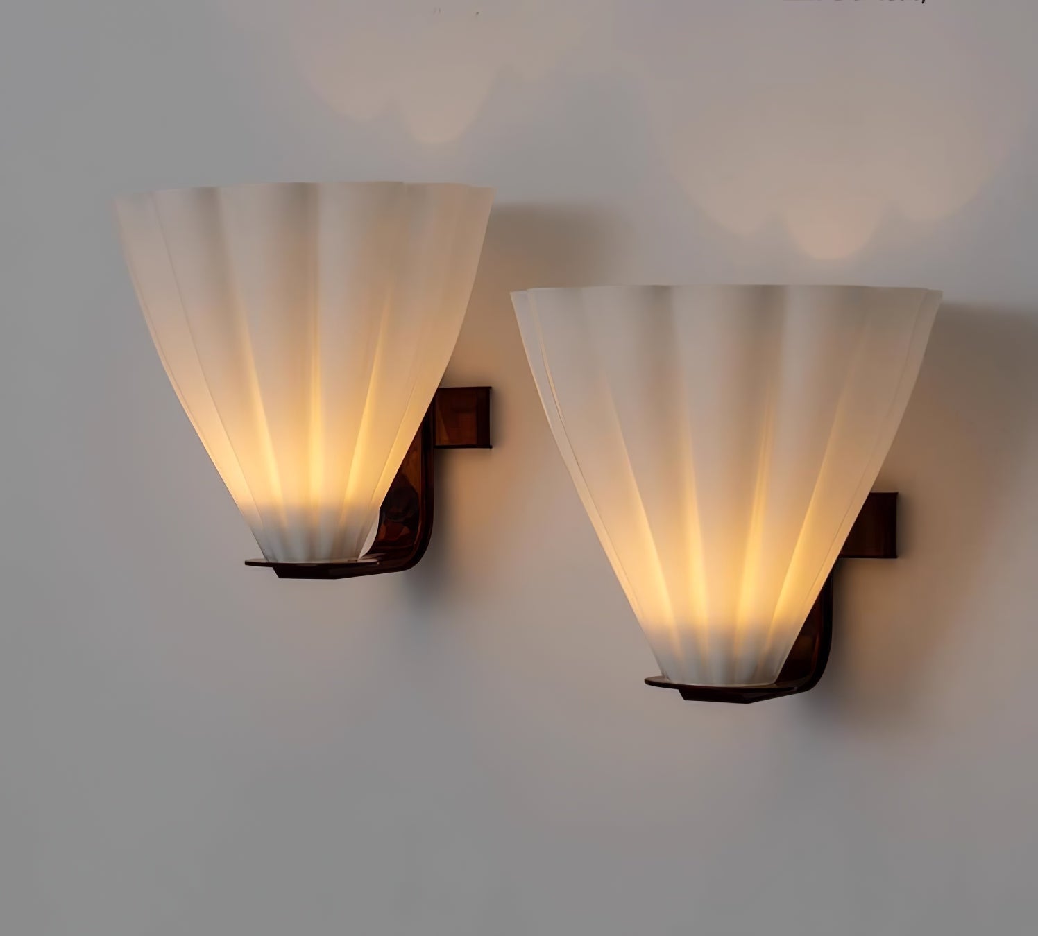 Ixelyn Shaped Glass Wall Sconce