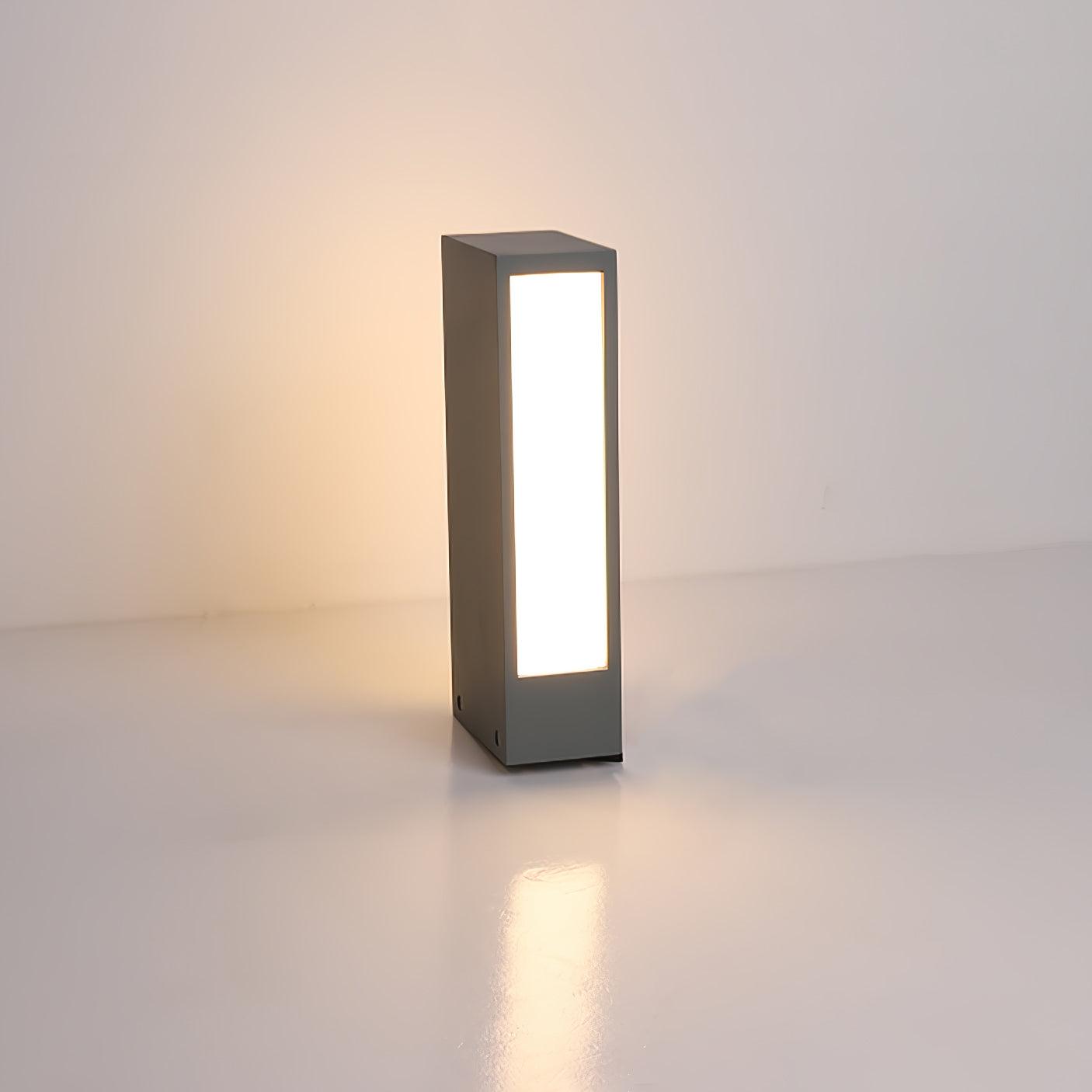 Ulzoril Minimalist Aluminum Pathway Light