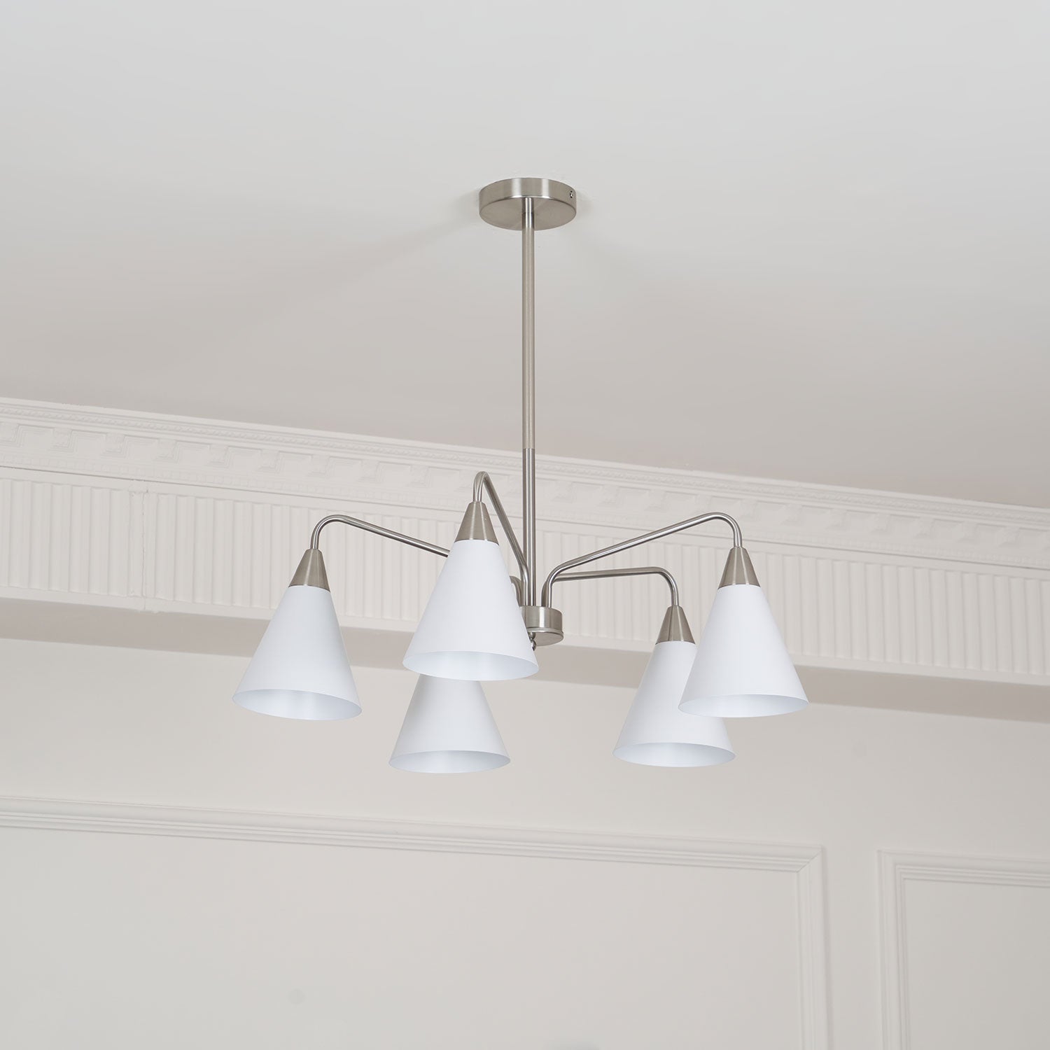Elthaeth Premium Nordic Art Fashion Cono Chandelier