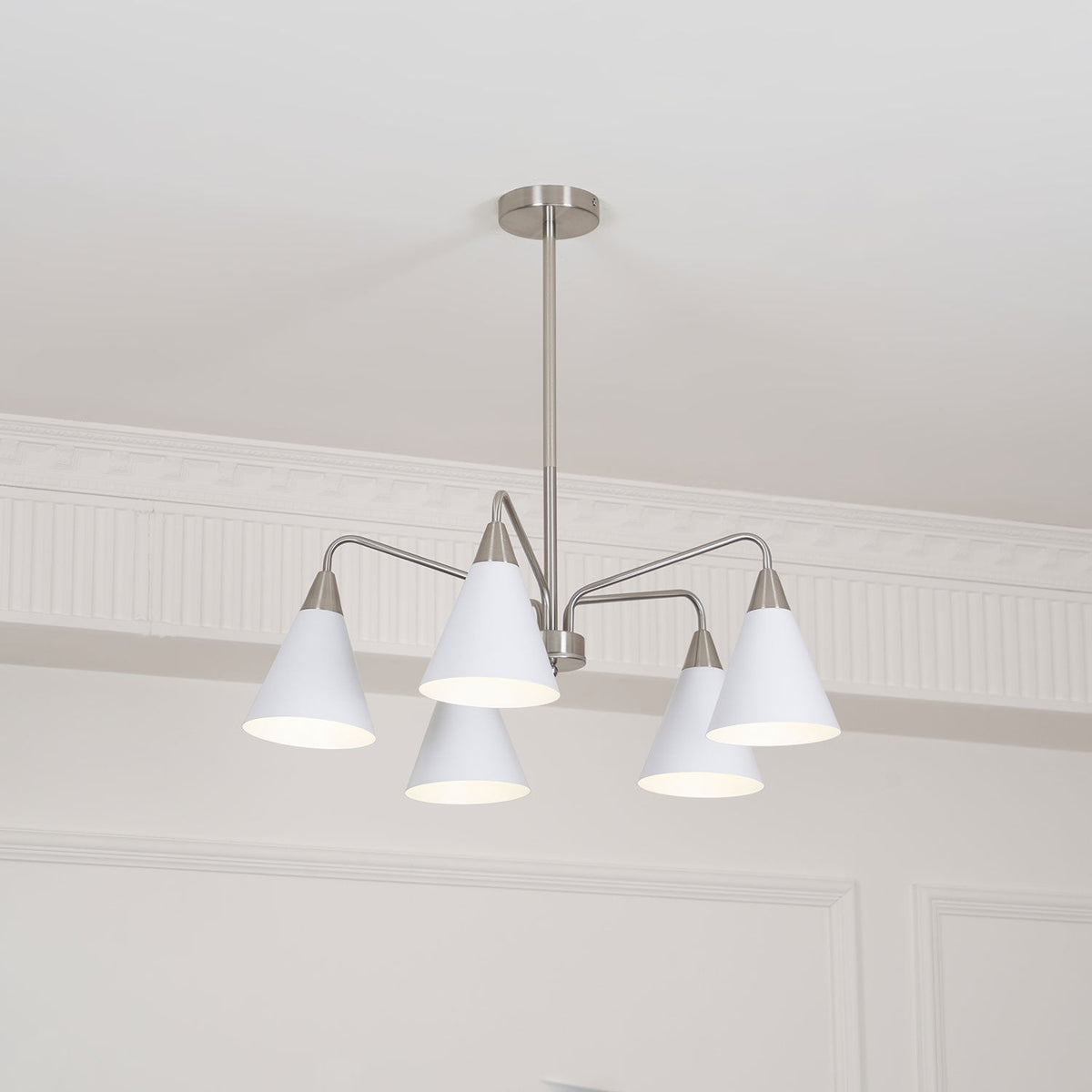 Elthaeth Premium Nordic Art Fashion Cono Chandelier