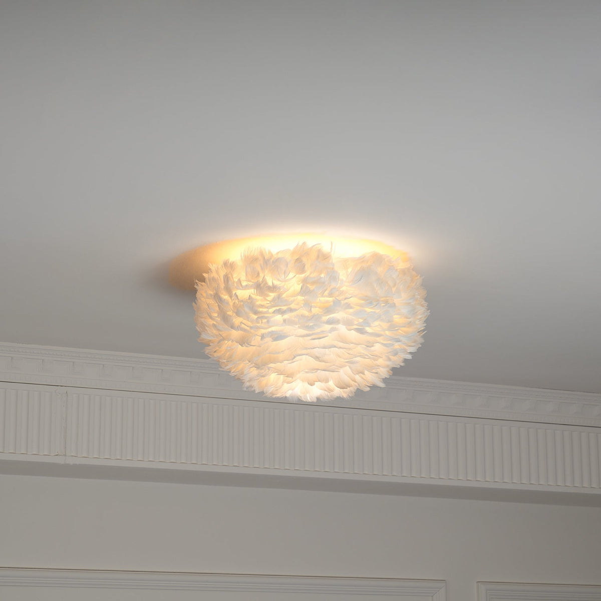 Zalore Premium Nordic Art Feathered Ceiling Lamp