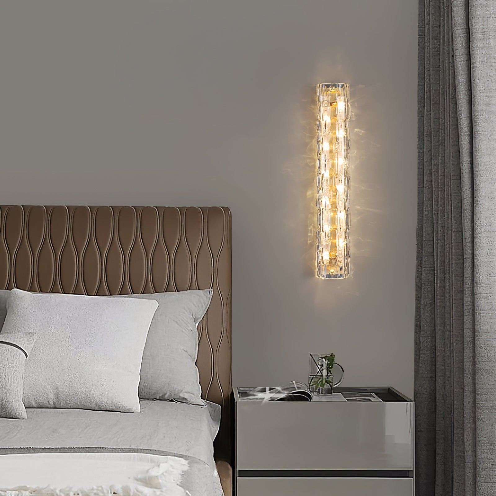 Lumix Brass Glass Glam Wall Lamp - Neutral Decor