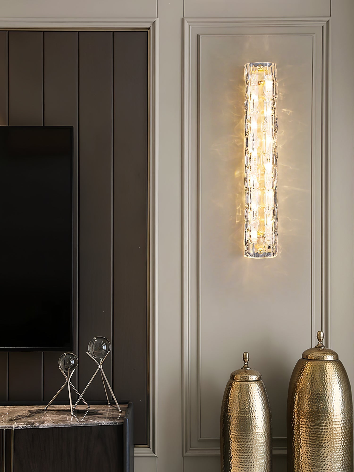Lumix Brass Glass Glam Wall Lamp - Neutral Decor