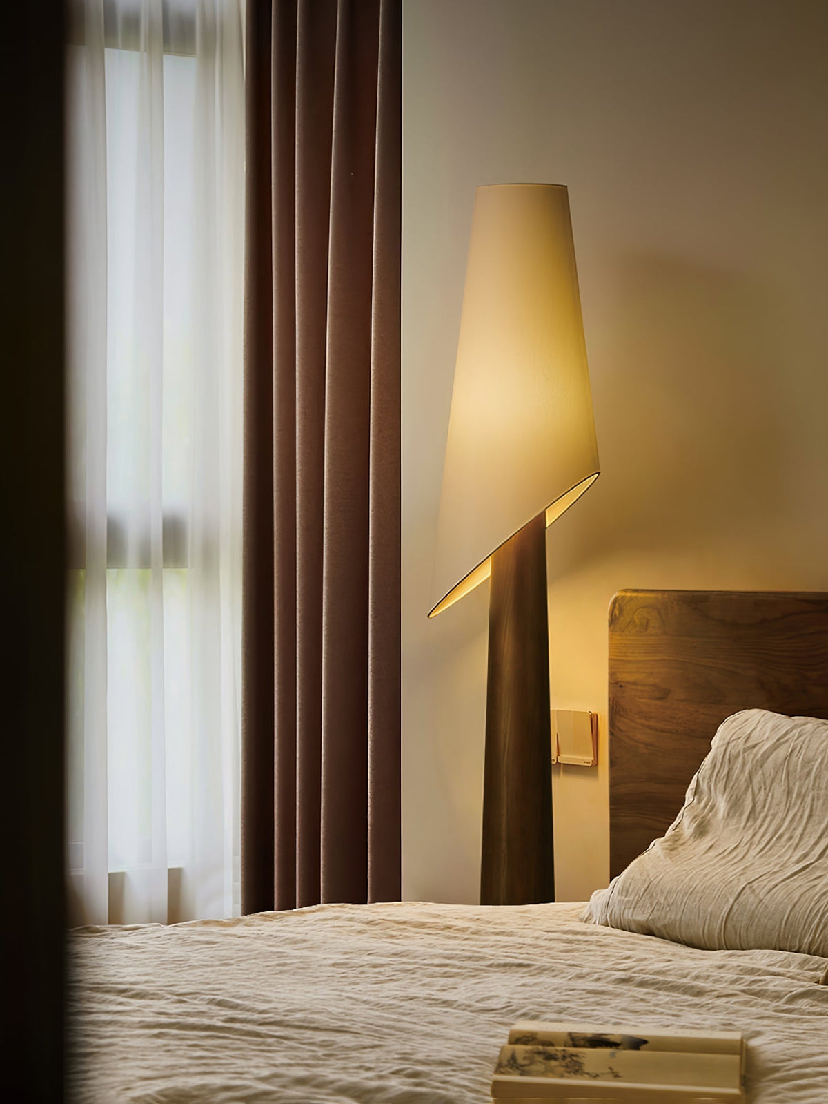 Curven Wood Marble Floor Lamp