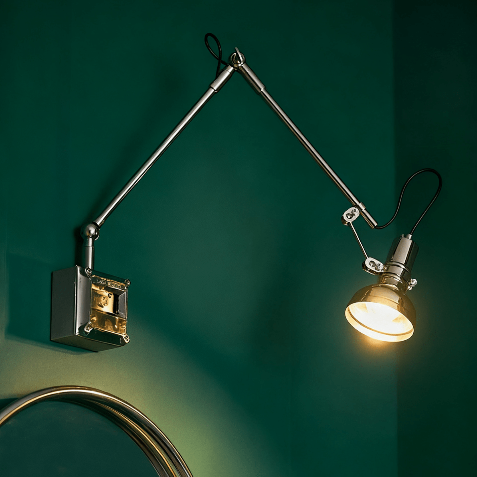 Rue Arm Wall Lamp