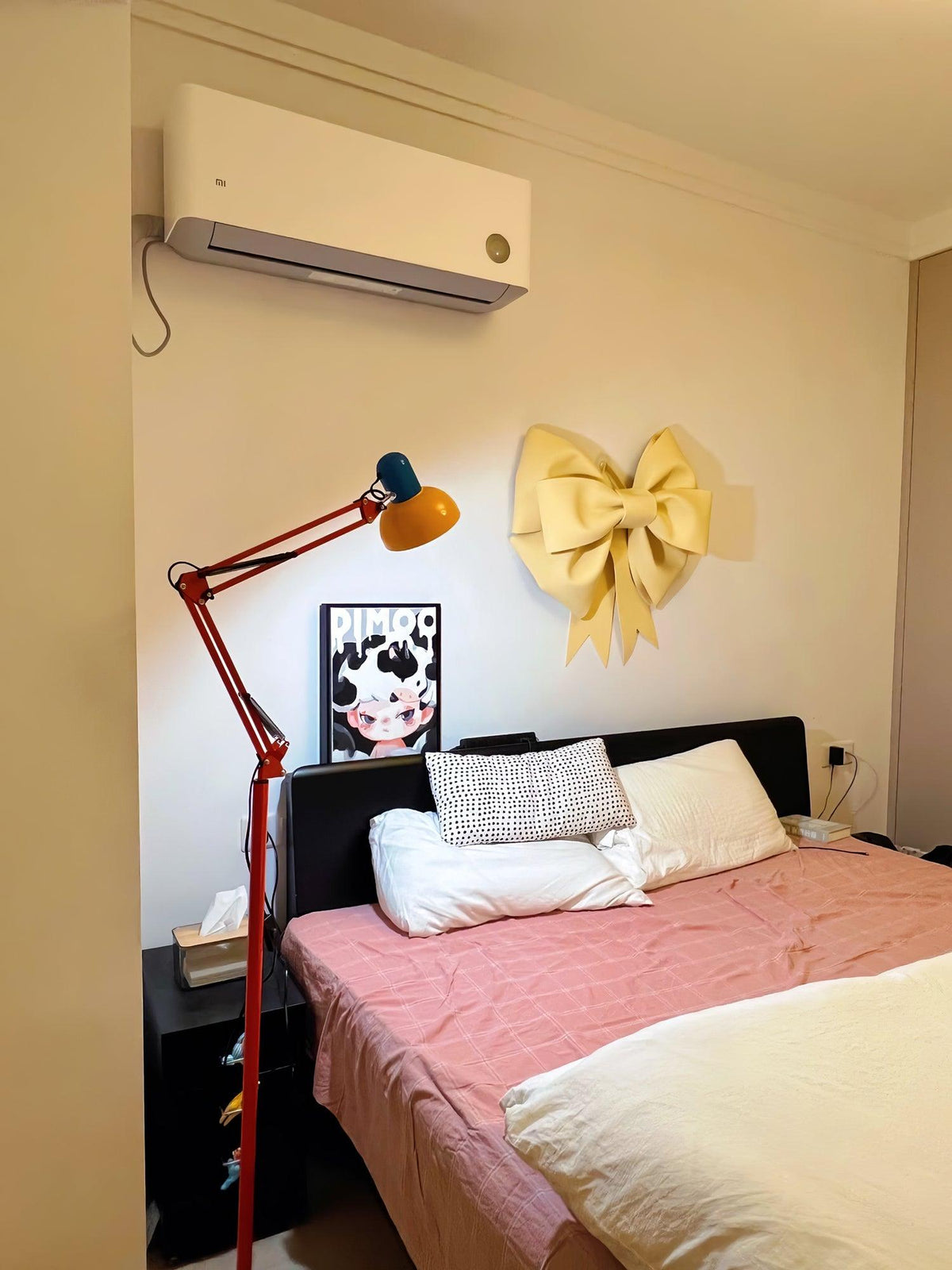 Idoren Playful Floor Lamp