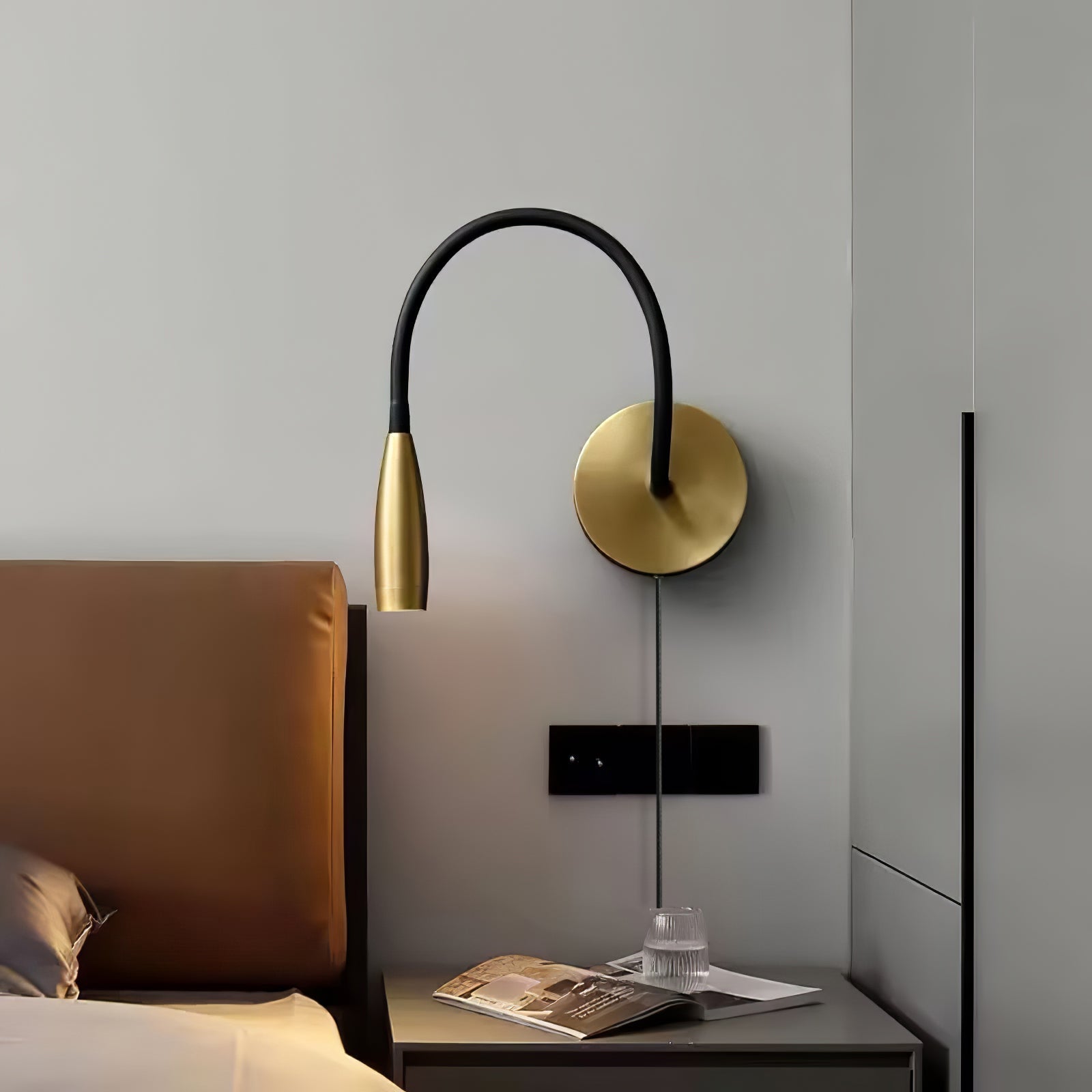 Rivanelle Modern Minimalist Plug-in Wall Light