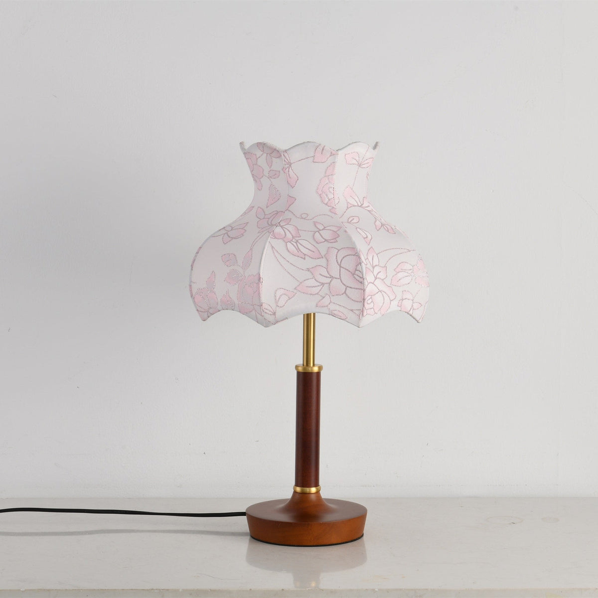 Naomi Vintage Table Lamp