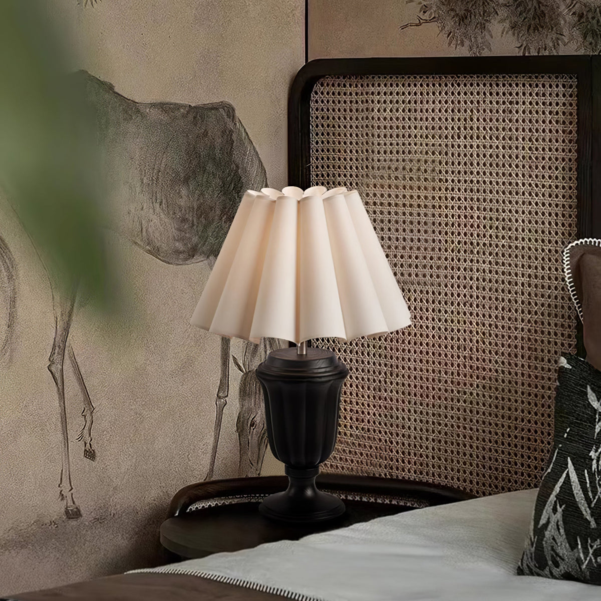 Vireo Wood & Fabric Table Lamp