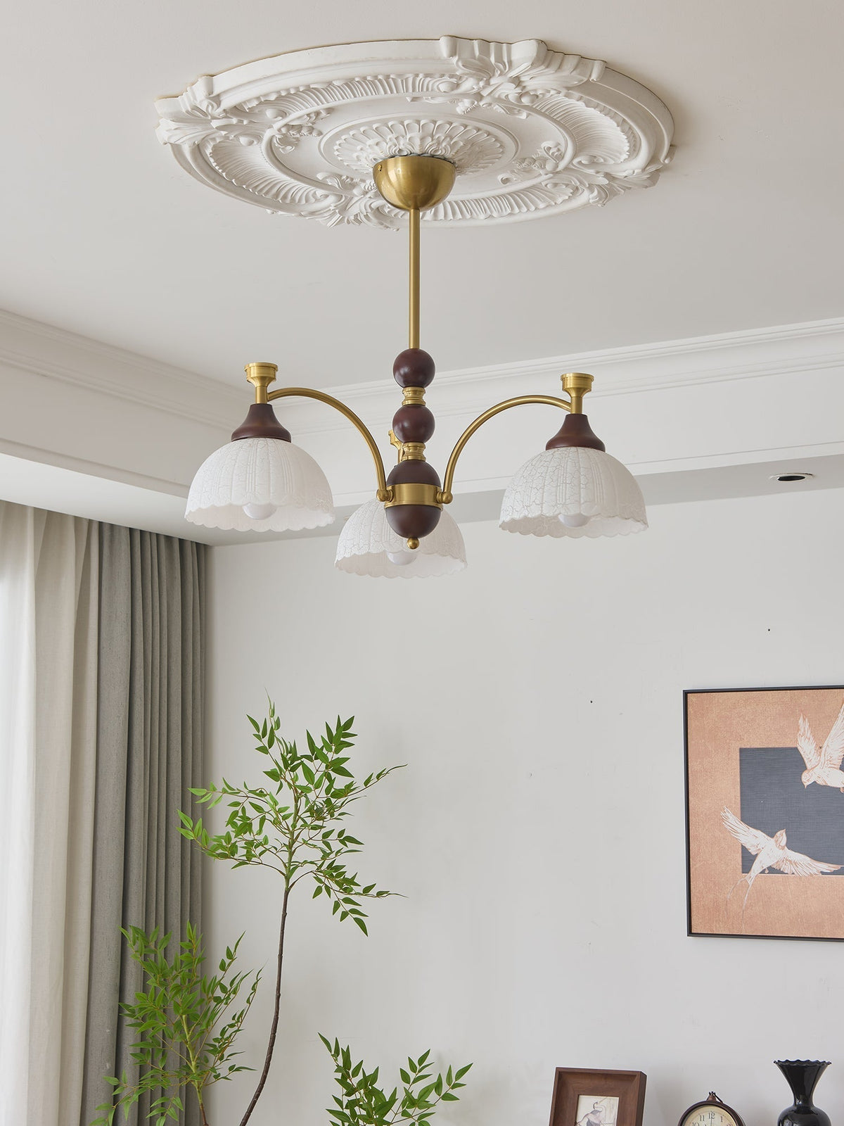 Vosolir Traditional Elegance Wood Chandelier