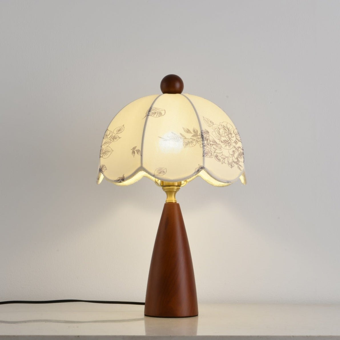 Ruby Vintage Table Lamp - Neutral Decor